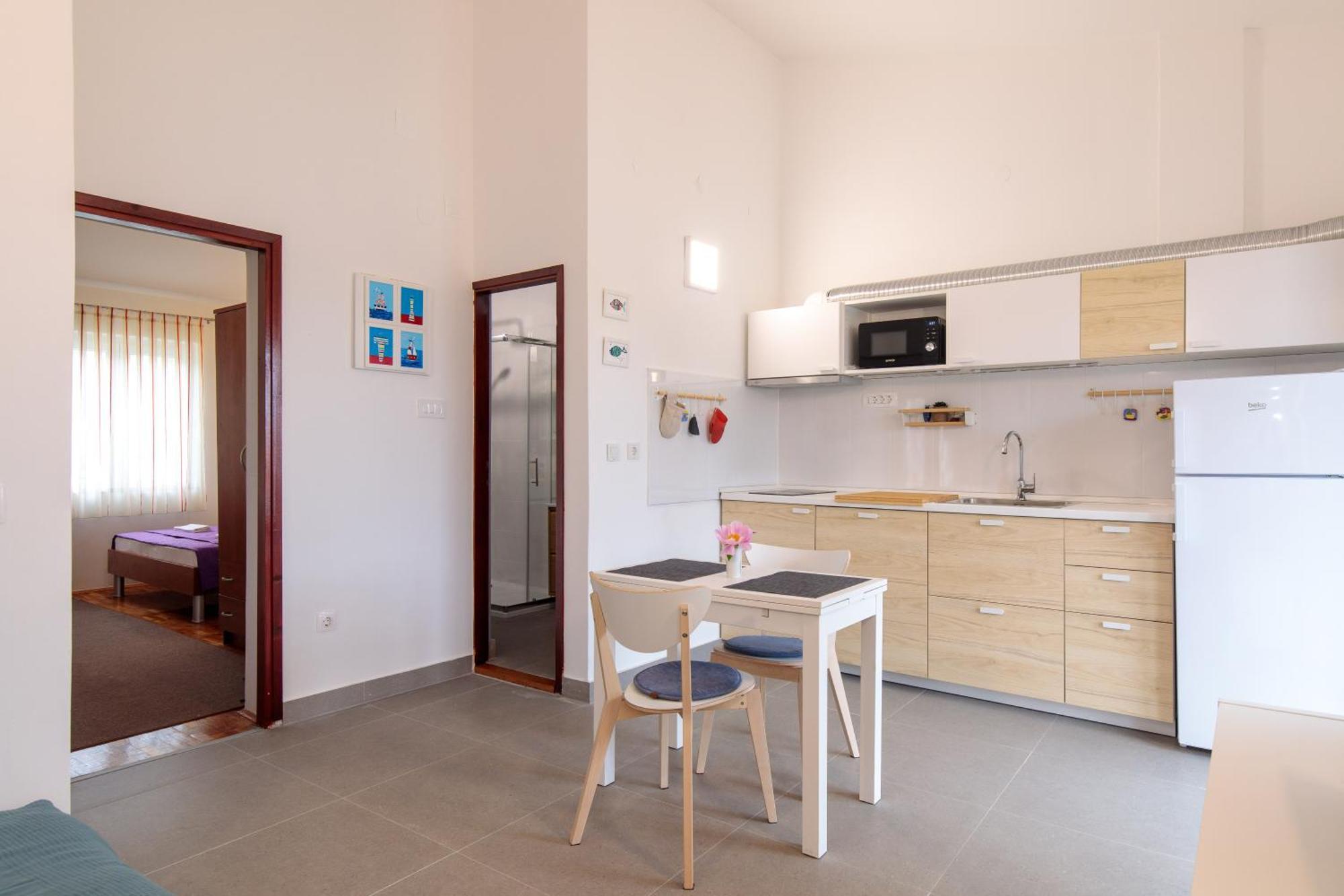 Apartment Tonka *Balcony & Partial Seaview! Veglia Exterior foto